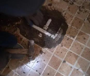 浦江卫生间漏水维修公司为您分享下卫生间渗水如何处理及注意事项